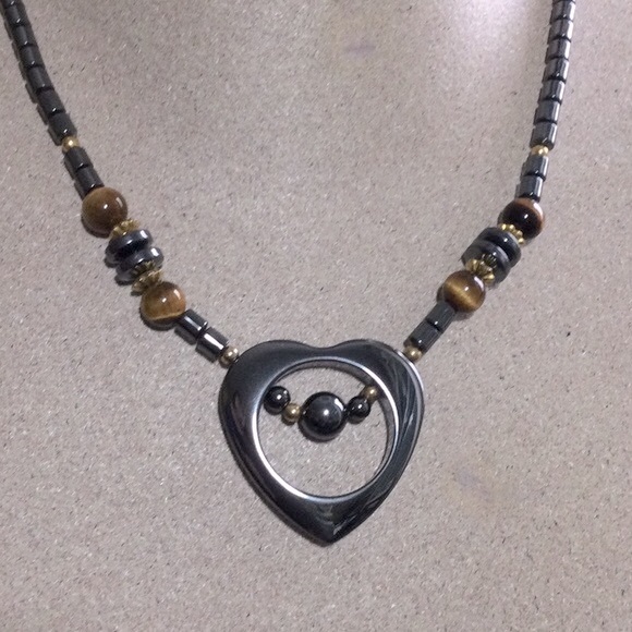 Hematite/Tiger Eye 🖤 Necklace - Picture 2 of 4